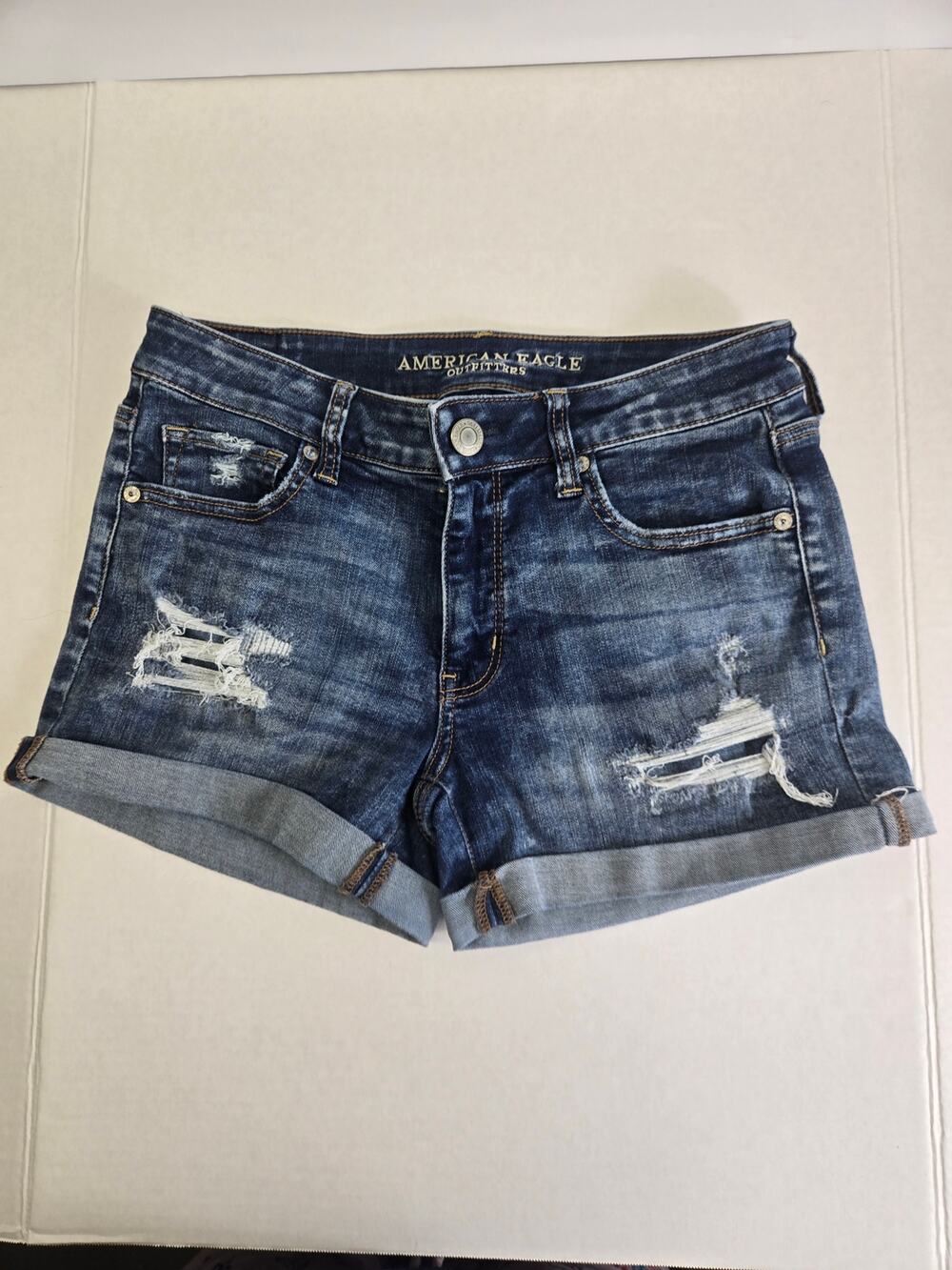 American Eagle Outfitters Super Super Stretch Jean Shorts Size 8- midi